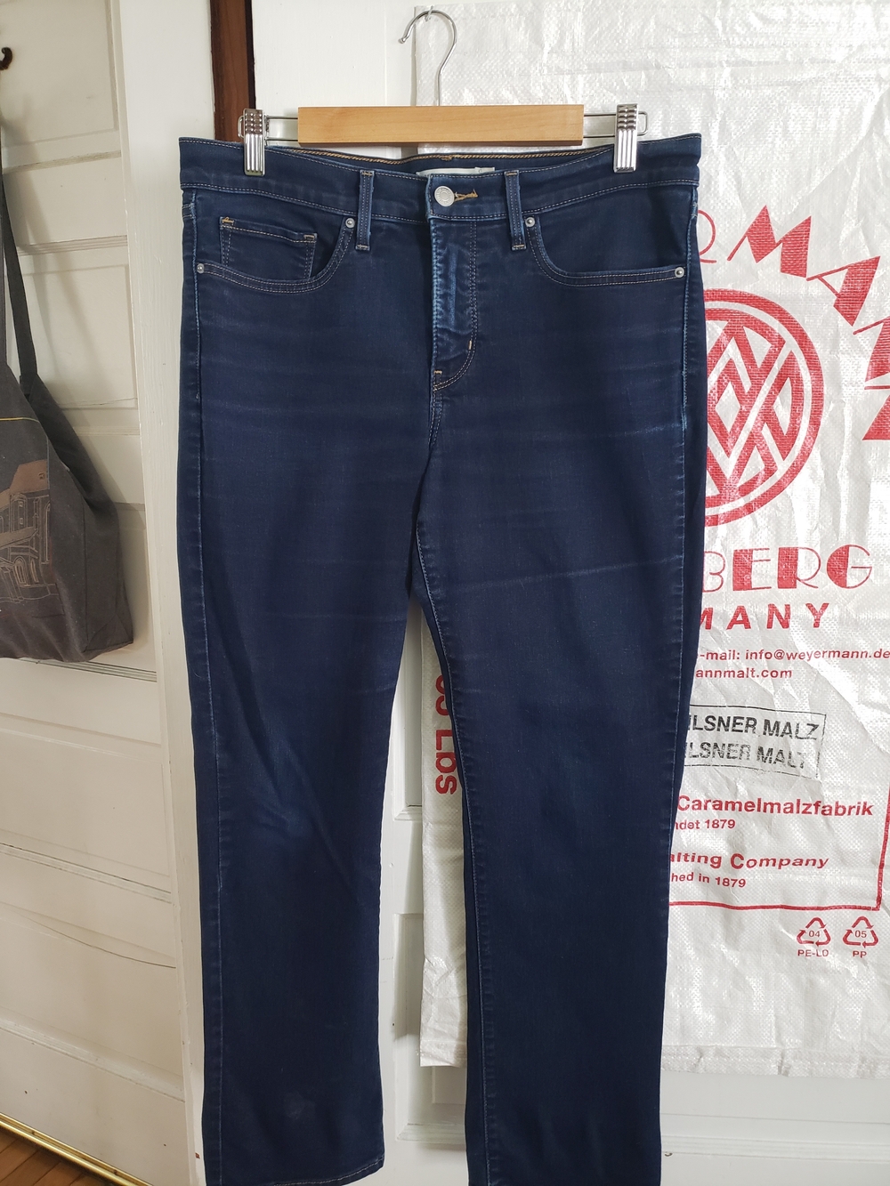 Levis 314 Shaping Straight